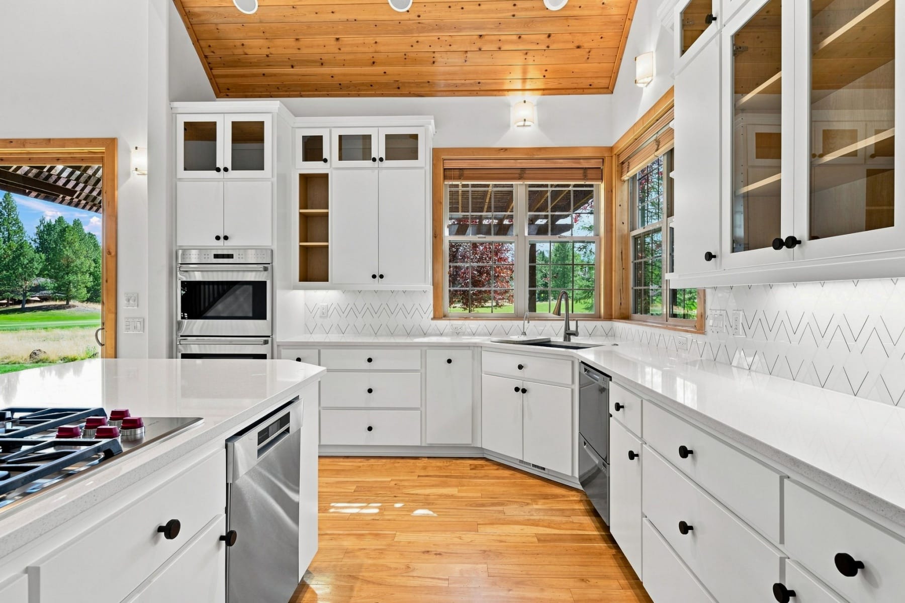 19309 Soda Springs Drive Bend, OR 97702 - 物件實景
