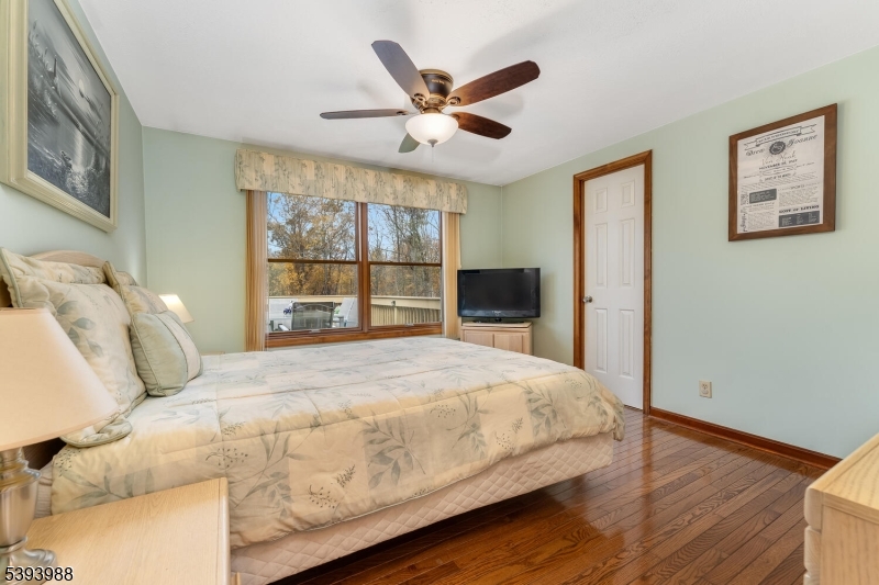 Newton, New Jersey, 07860, United States, 3 Bedrooms Bedrooms, ,3 BathroomsBathrooms,Residential,For Sale,1980842