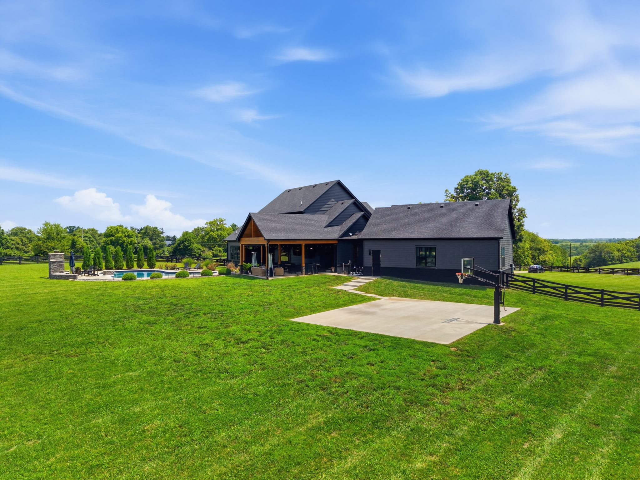  5039 Combs Ferry Road - 物件實景