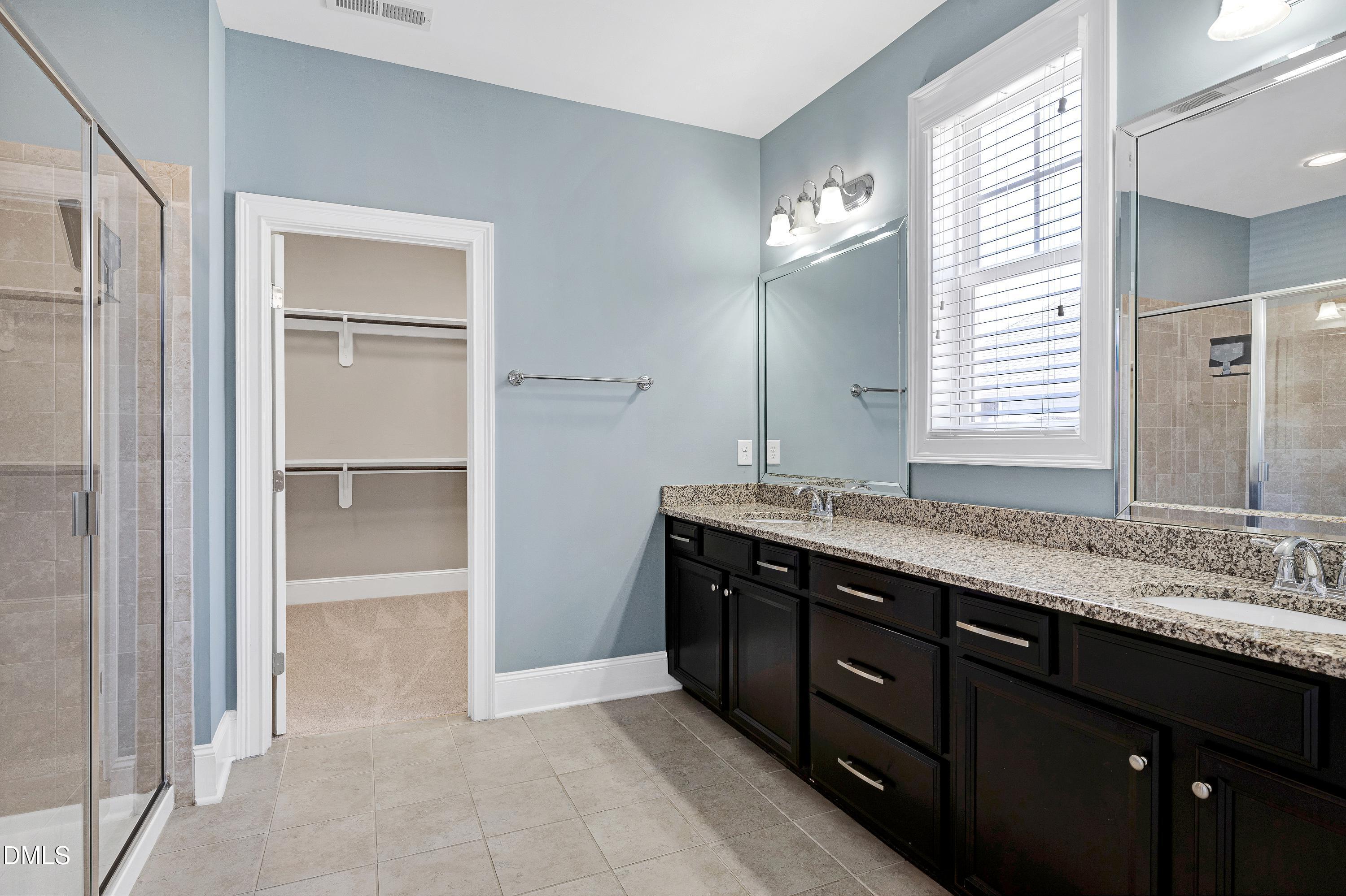 Apex, North Carolina, 27539, United States, 5 Bedrooms Bedrooms, ,5 BathroomsBathrooms,Residential,For Sale,2003181