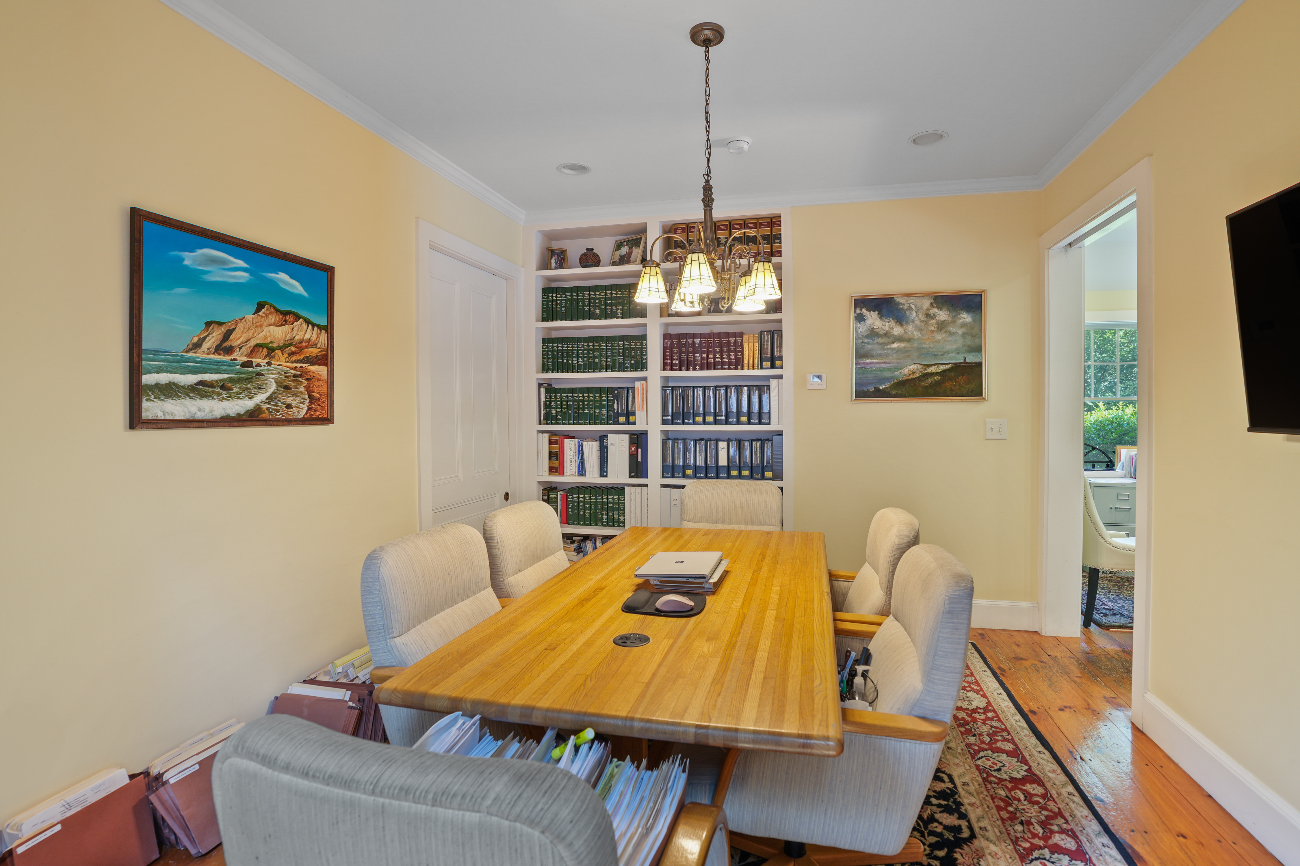  Versatile Edgartown Oasis with Home & Business Potential - 物件實景