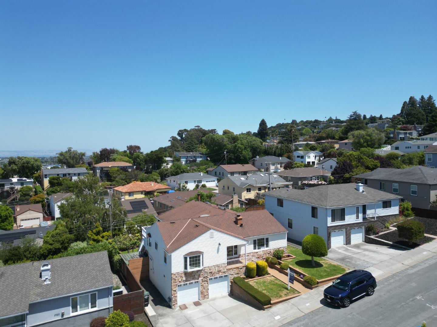 San Mateo, California, 94403, United States, 4 Bedrooms Bedrooms, ,3 BathroomsBathrooms,Residential,For Sale,1848740