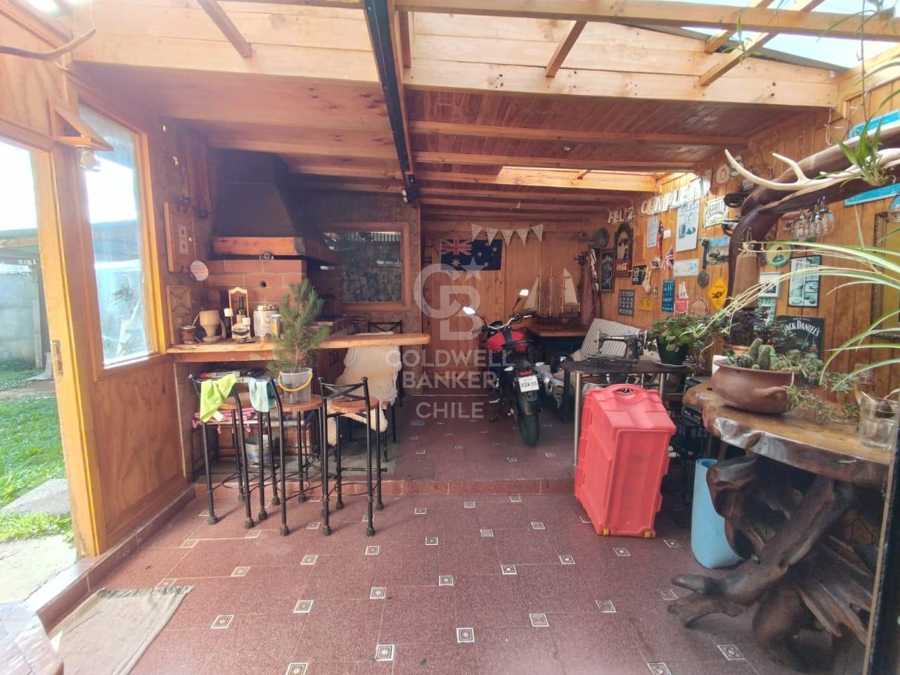 Osorno, Chile, 6 Bedrooms Bedrooms, ,4 BathroomsBathrooms,Residential,For Sale,1913359