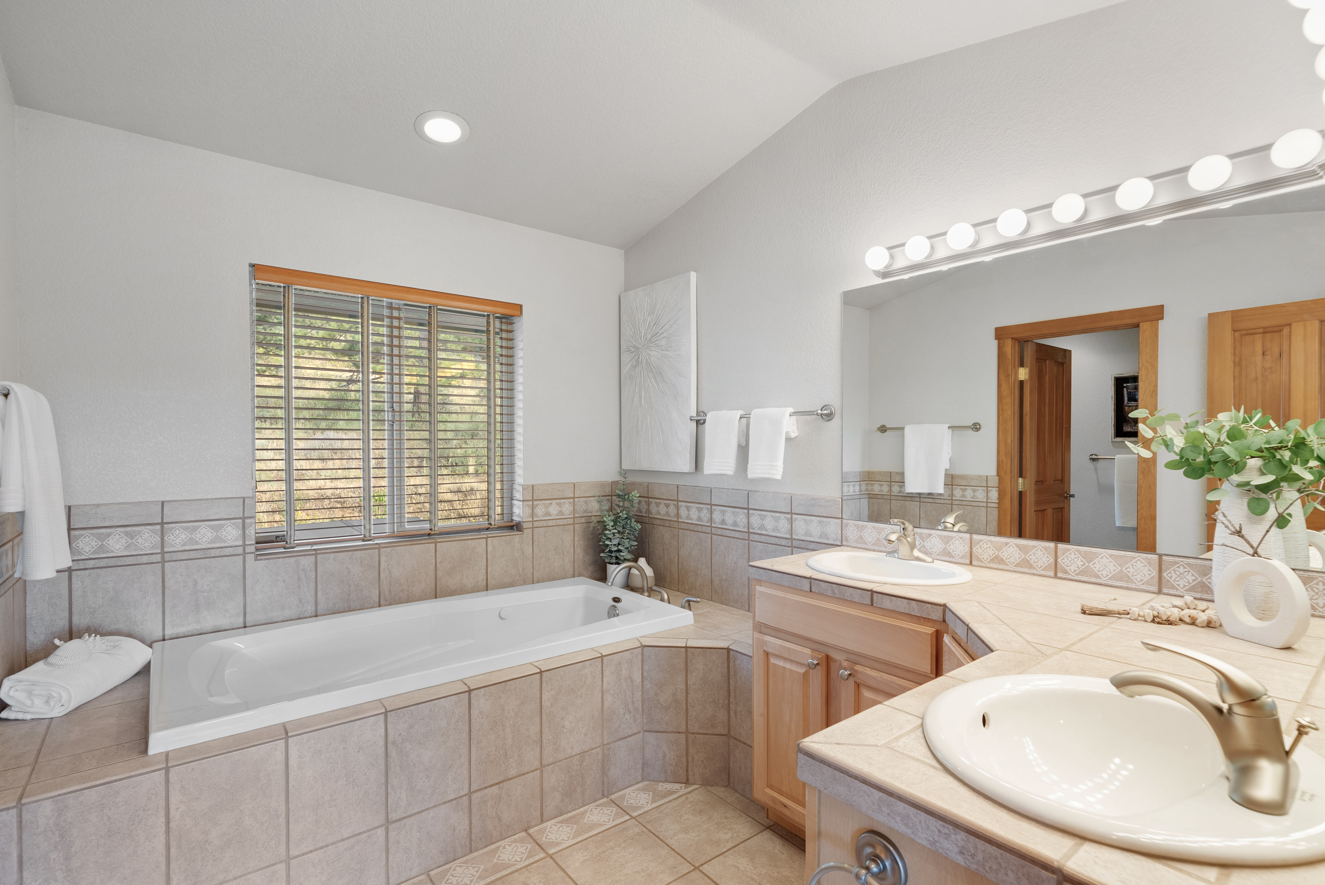  131 Hurricane Hill Dr, Nederland, CO, 80466 - 物件實景