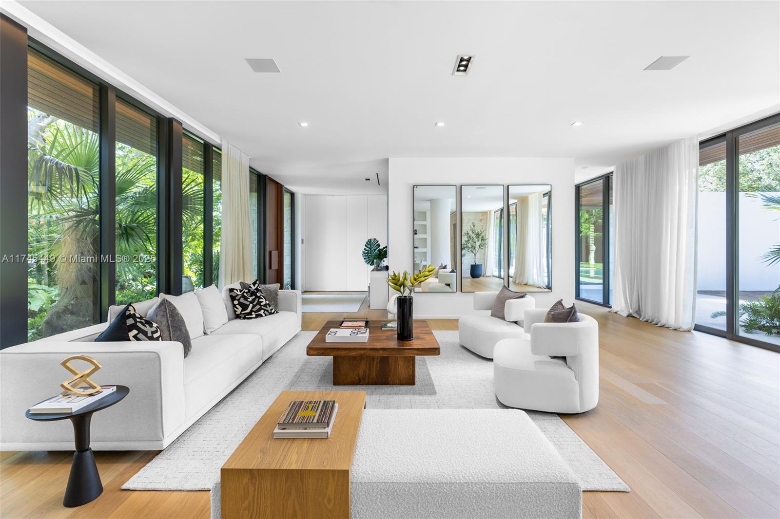 Coral Gables, Florida, 33156, United States, 7 Bedrooms Bedrooms, ,8 BathroomsBathrooms,Residential,For Sale,1732082