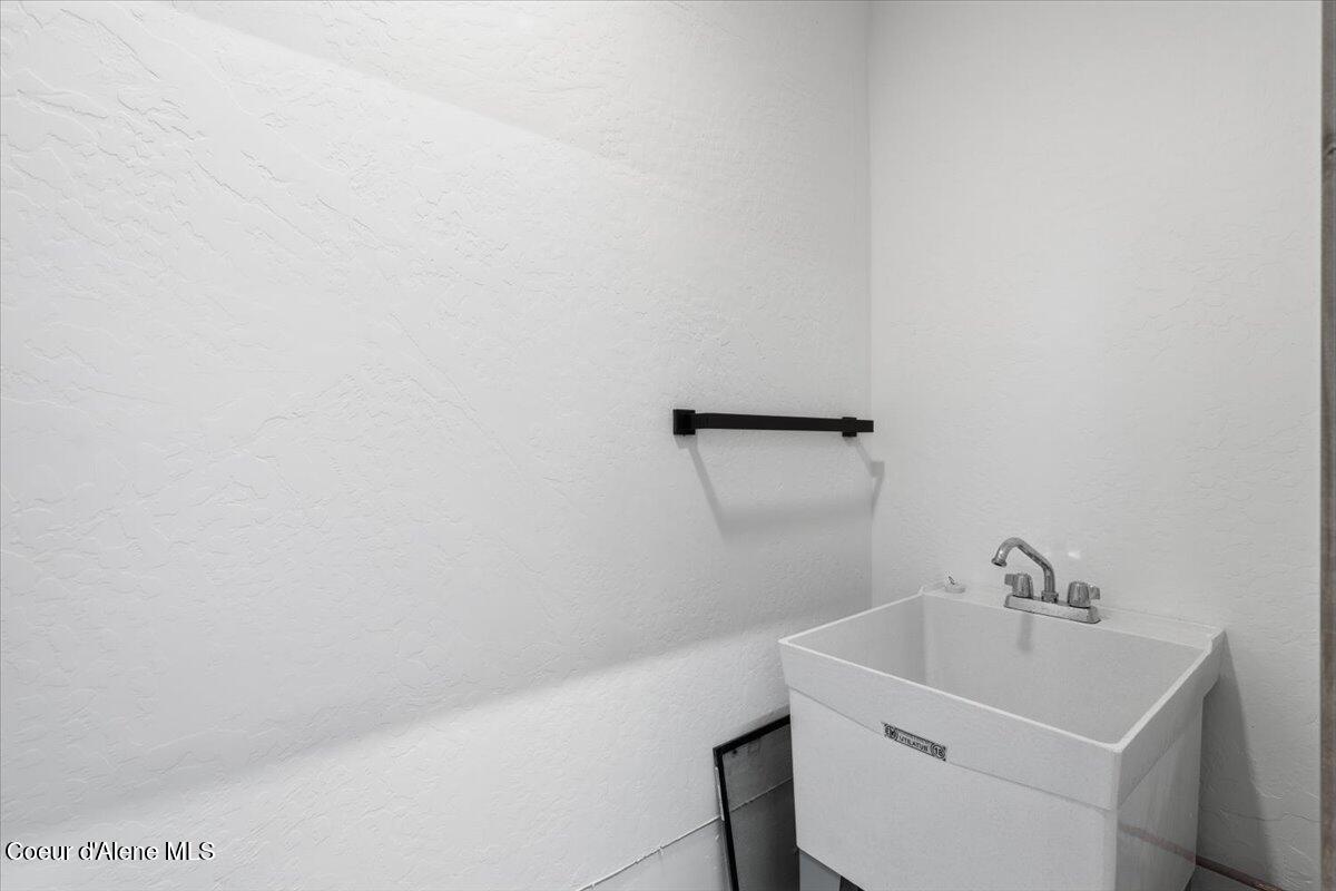 Oldtown, Idaho, 83822, United States, 5 Bedrooms Bedrooms, ,4 BathroomsBathrooms,Residential,For Sale,1992429