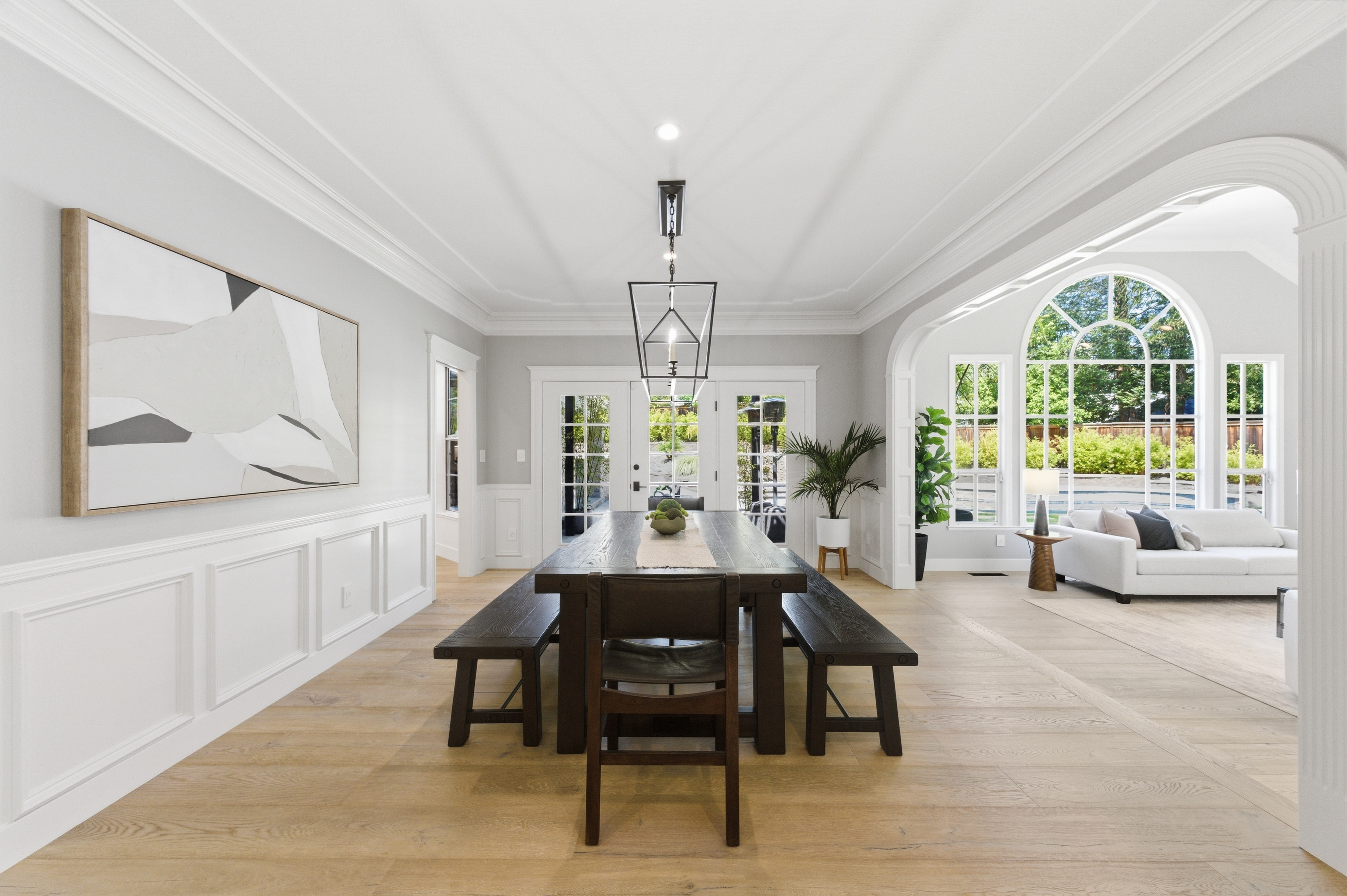  Timeless Transitional Estate with Resort-Style Backyard - 物件實景