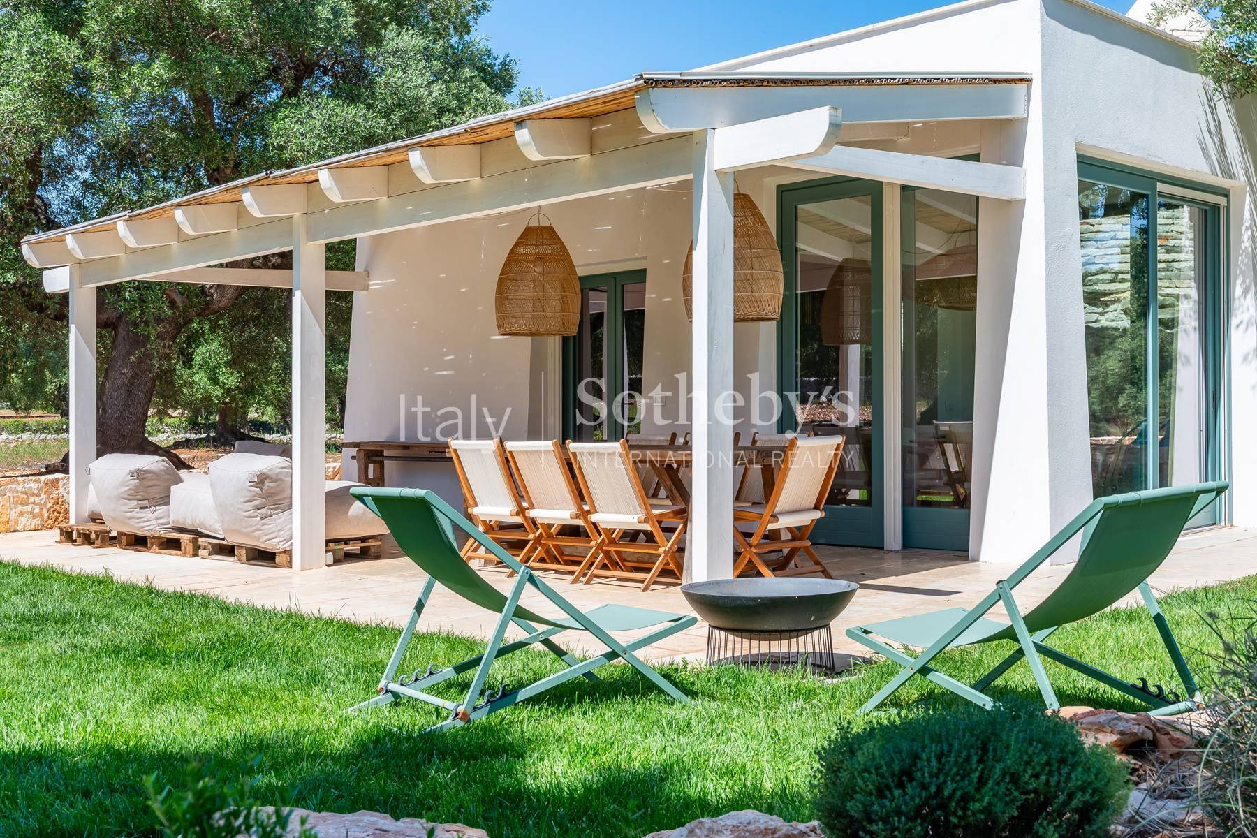  Refined trulli residence with swimming pool surrounded by nature - 物件實景