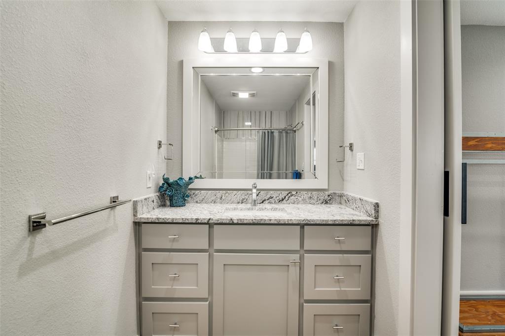 Streetman, Texas, 75859, United States, 2 Bedrooms Bedrooms, ,3 BathroomsBathrooms,Residential,For Sale,1751258