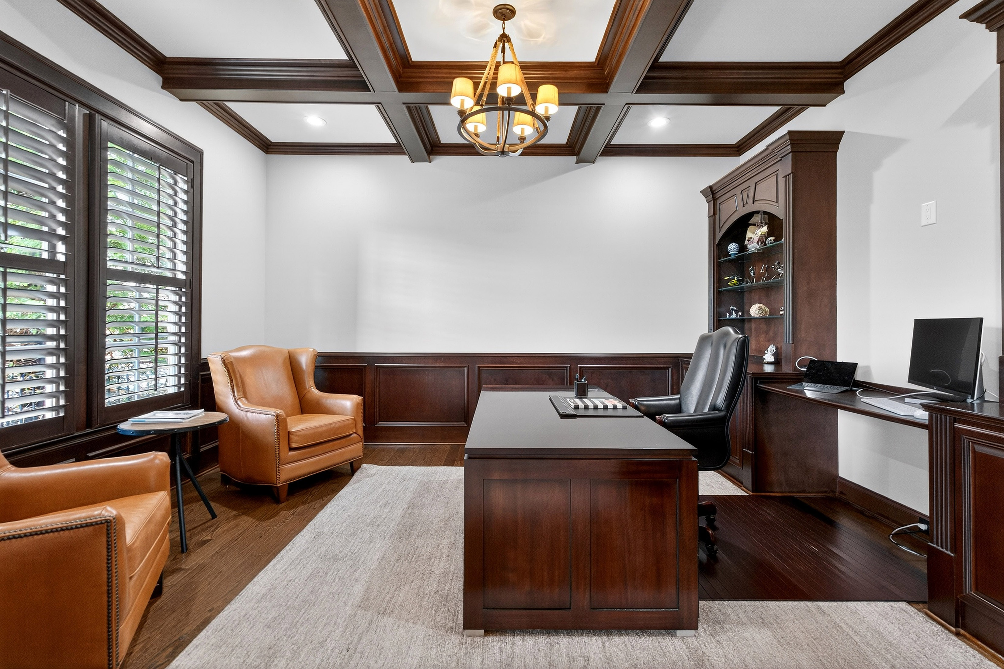  Elegant Home Offering Luxury, Functionality, and Privacy - 物件實景