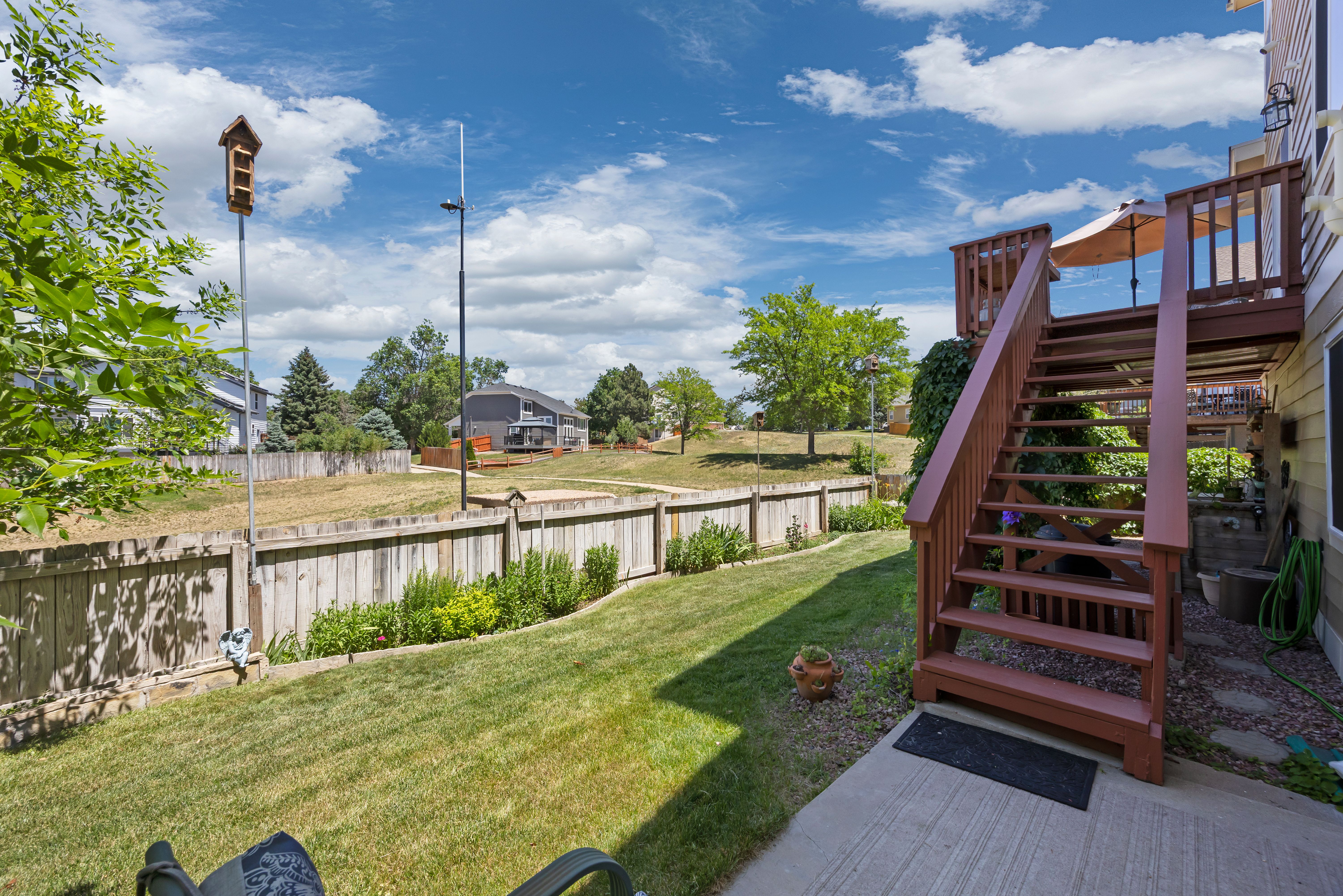  Wonderful 2 Story with finished walk-out basement. - 物件實景