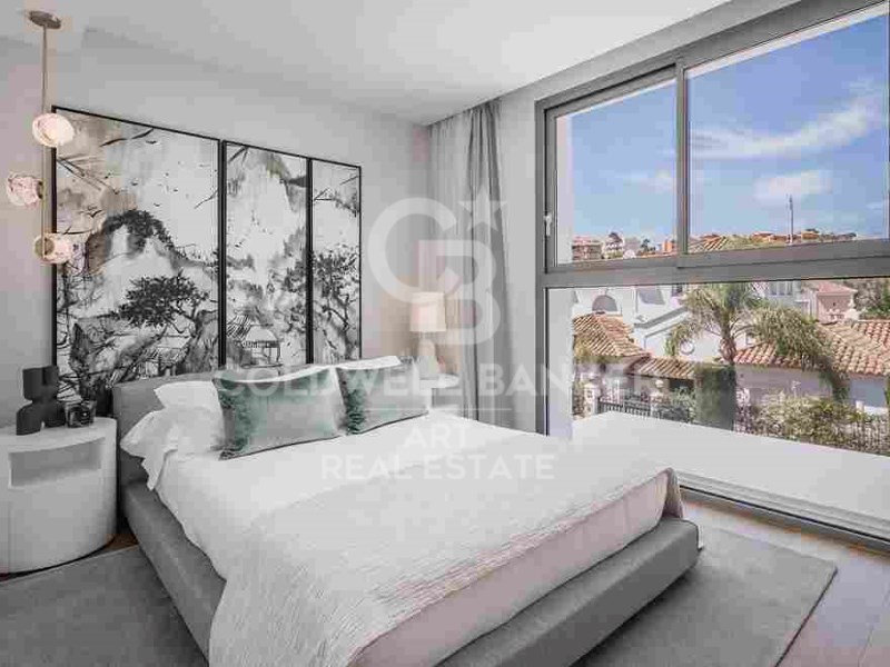Estepona, Andalusia, ES, 5 Bedrooms Bedrooms, ,5 BathroomsBathrooms,Residential,For Sale,1796755