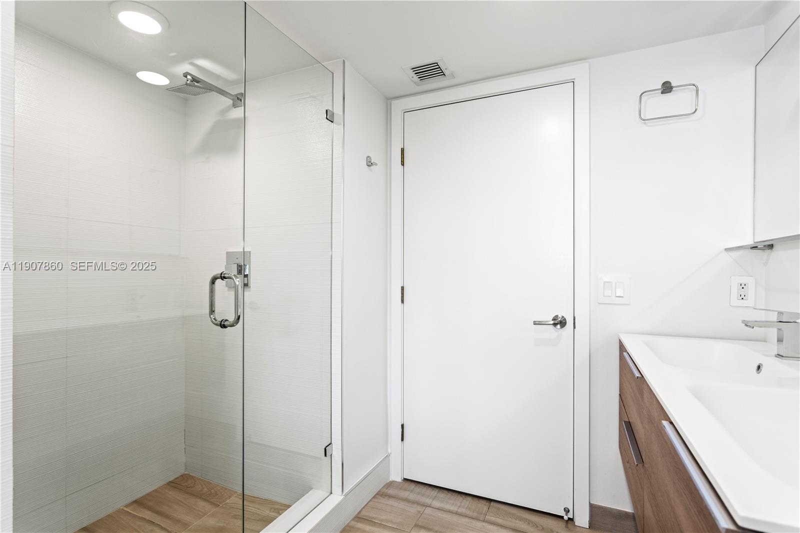 Bay Harbor Islands, Florida, 33154, United States, 3 Bedrooms Bedrooms, ,2 BathroomsBathrooms,Residential,For Sale,1992107