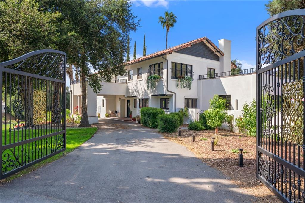 Redlands, California, 92373, United States, 5 Bedrooms Bedrooms, ,4 BathroomsBathrooms,Residential,For Sale,1810586