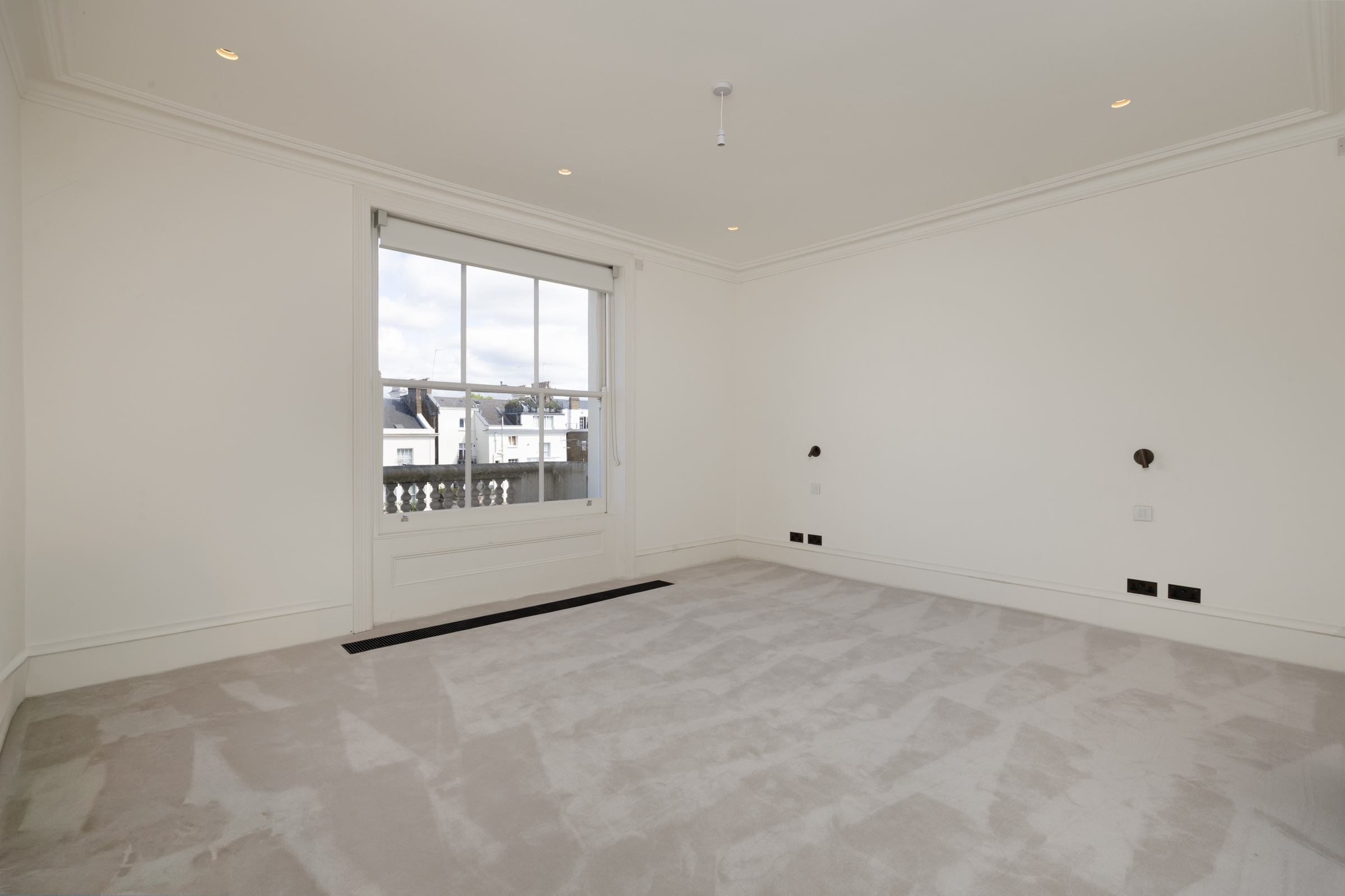  White Stucco Villa on Holland Park with Leisure Complex and Private Lift - 物件實景
