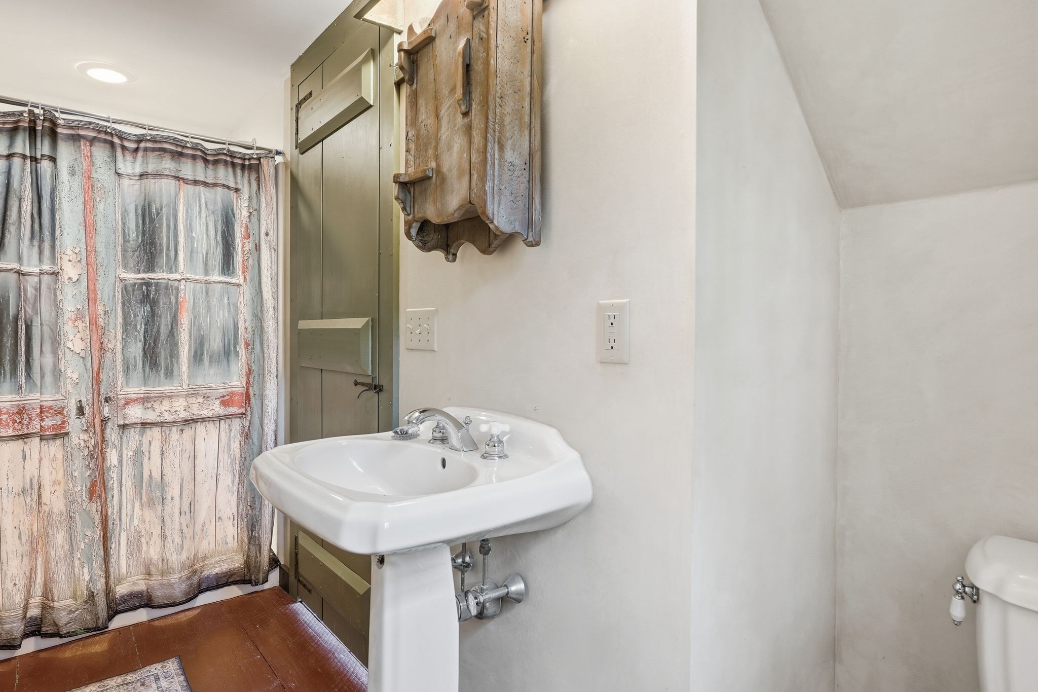 Worthington, Massachusetts, 01098, United States, 2 Bedrooms Bedrooms, ,2 BathroomsBathrooms,Residential,For Sale,1980964