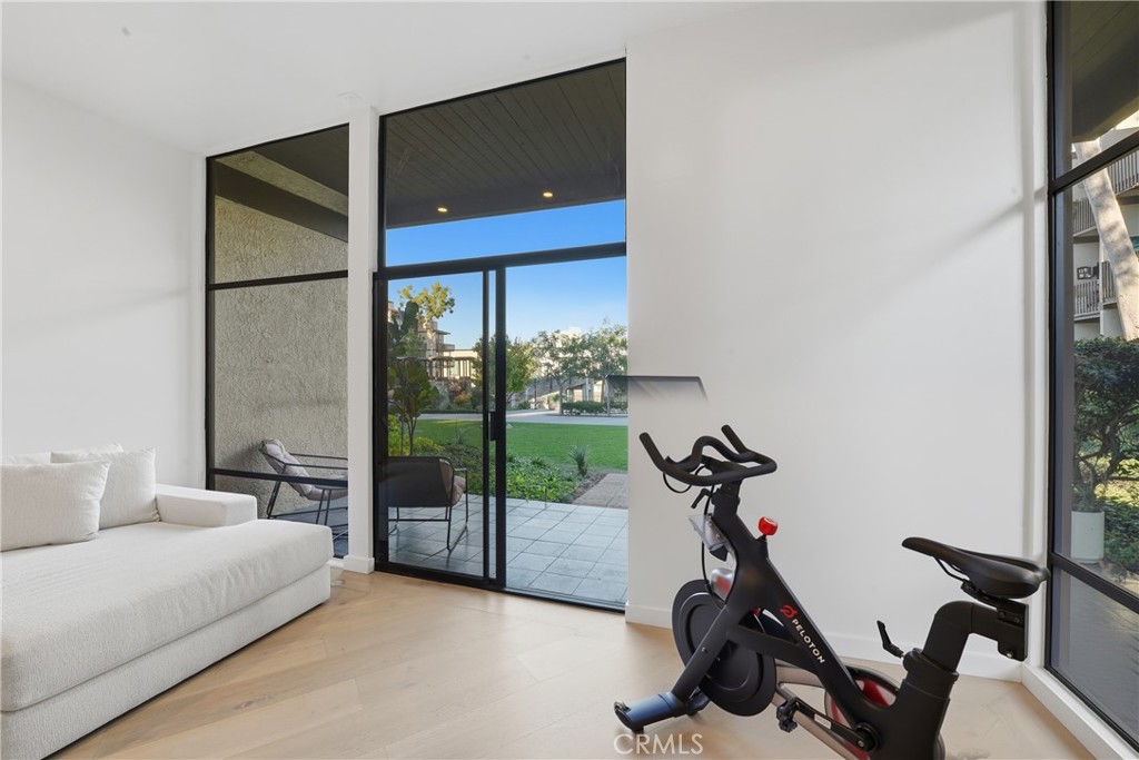 Long Beach, California, 90803, United States, 1 Bedroom Bedrooms, ,1 BathroomBathrooms,Residential,For Sale,2003113