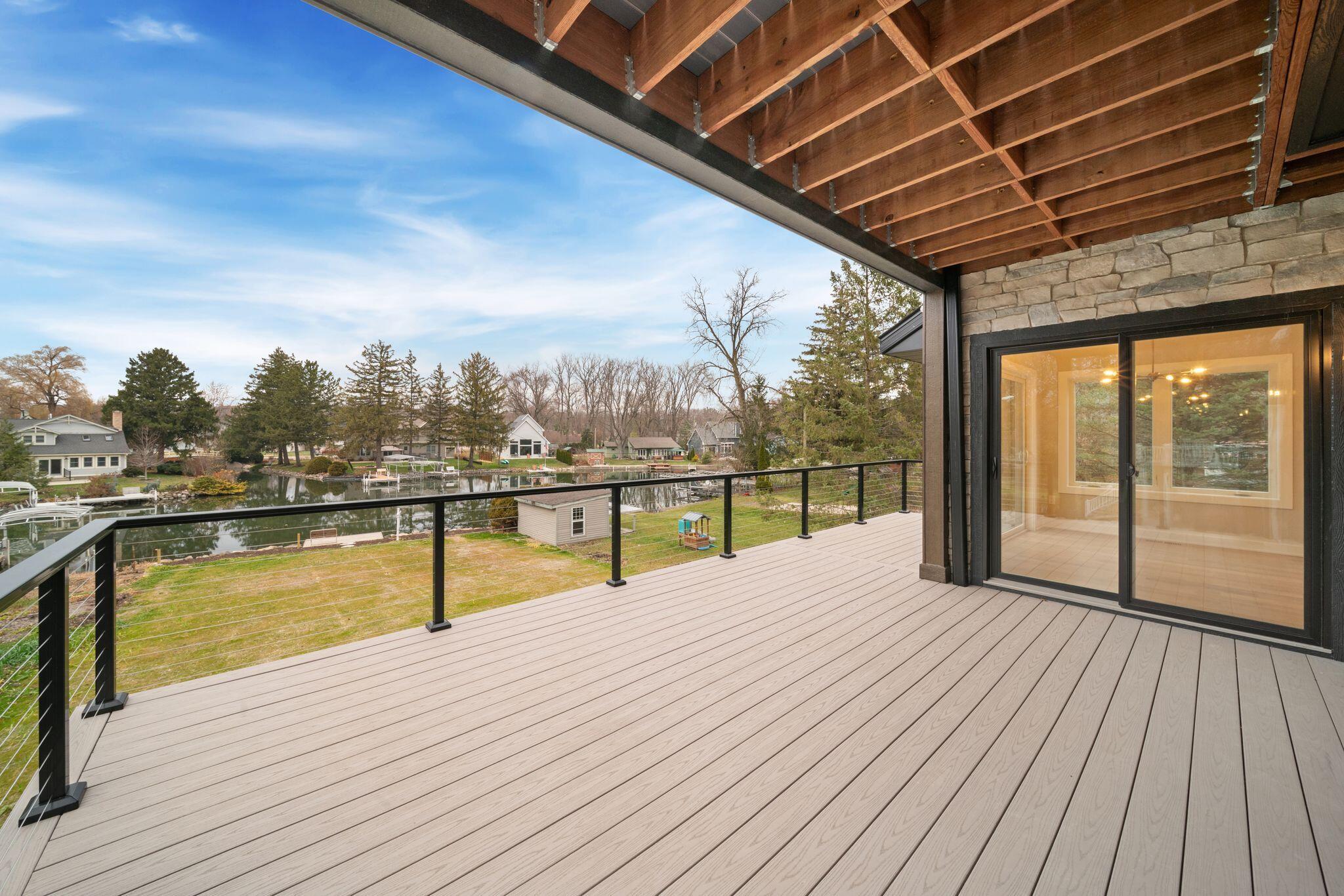 Burlington, Wisconsin, 53105, United States, 6 Bedrooms Bedrooms, ,4 BathroomsBathrooms,Residential,For Sale,2003027