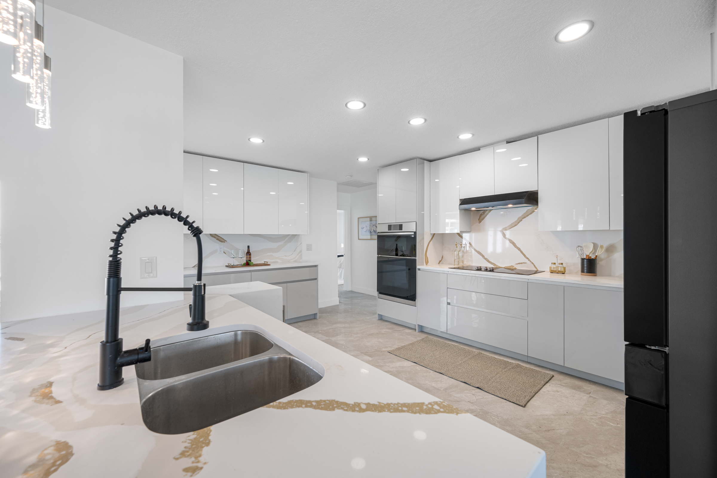 St Petersburg, Florida, 33707, United States, 3 Bedrooms Bedrooms, ,3 BathroomsBathrooms,Residential,For Sale,2017705