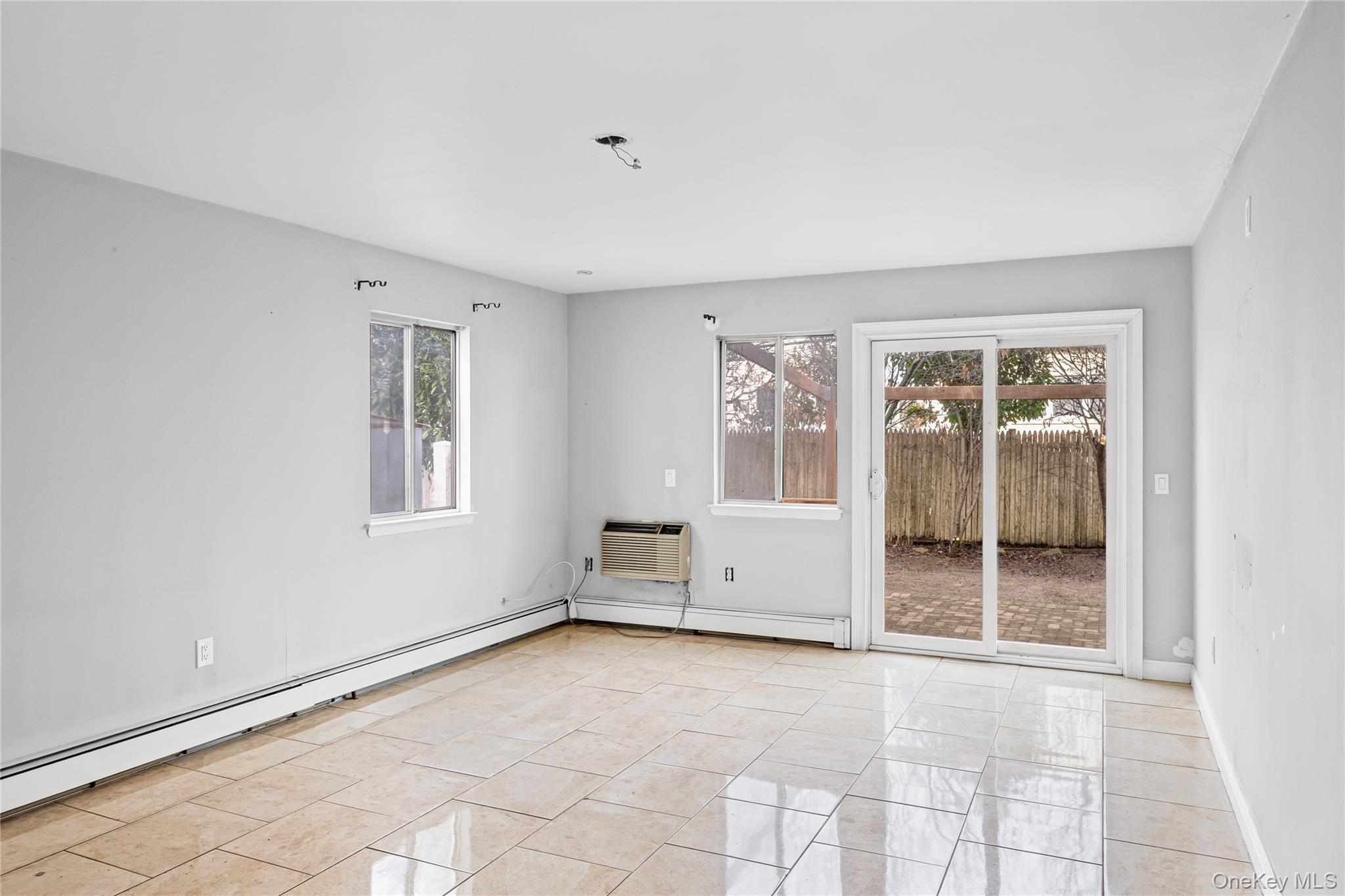 Long Beach, New York, 11561, United States, 5 Bedrooms Bedrooms, ,3 BathroomsBathrooms,Residential,For Sale,2002844