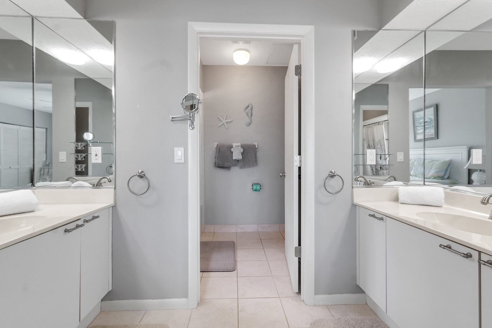Longboat Key, Florida, 34228, United States, 2 Bedrooms Bedrooms, ,2 BathroomsBathrooms,Residential,For Sale,1841506