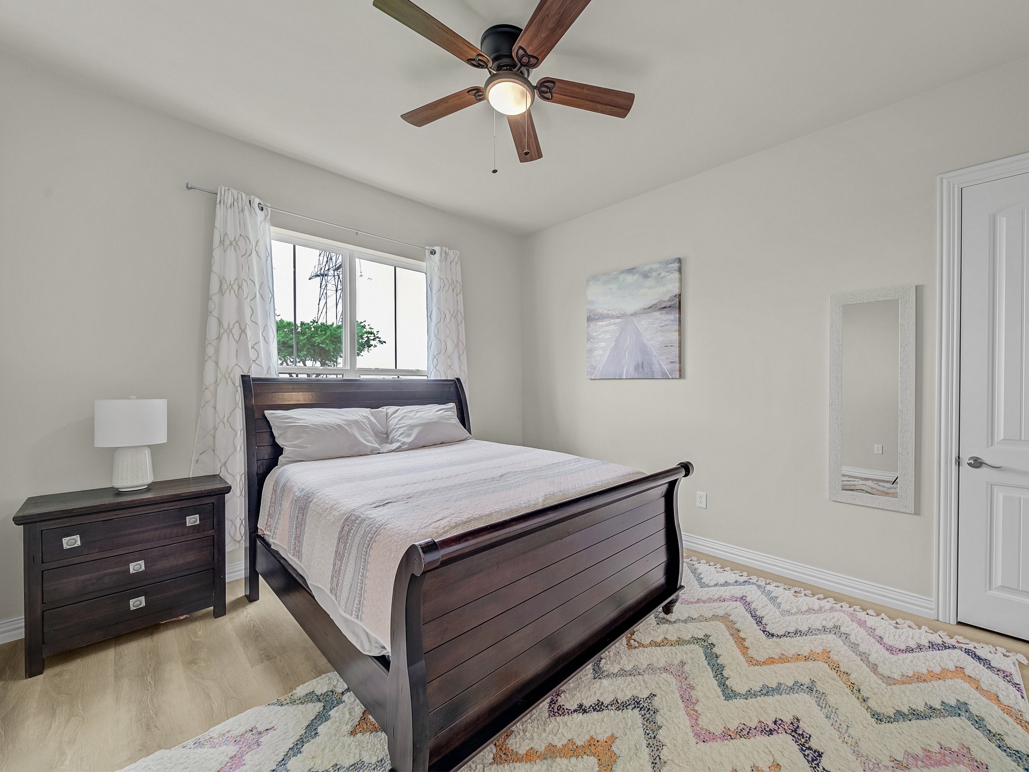Krum, Texas, 76249, United States, 5 Bedrooms Bedrooms, ,4 BathroomsBathrooms,Residential,For Sale,1795131