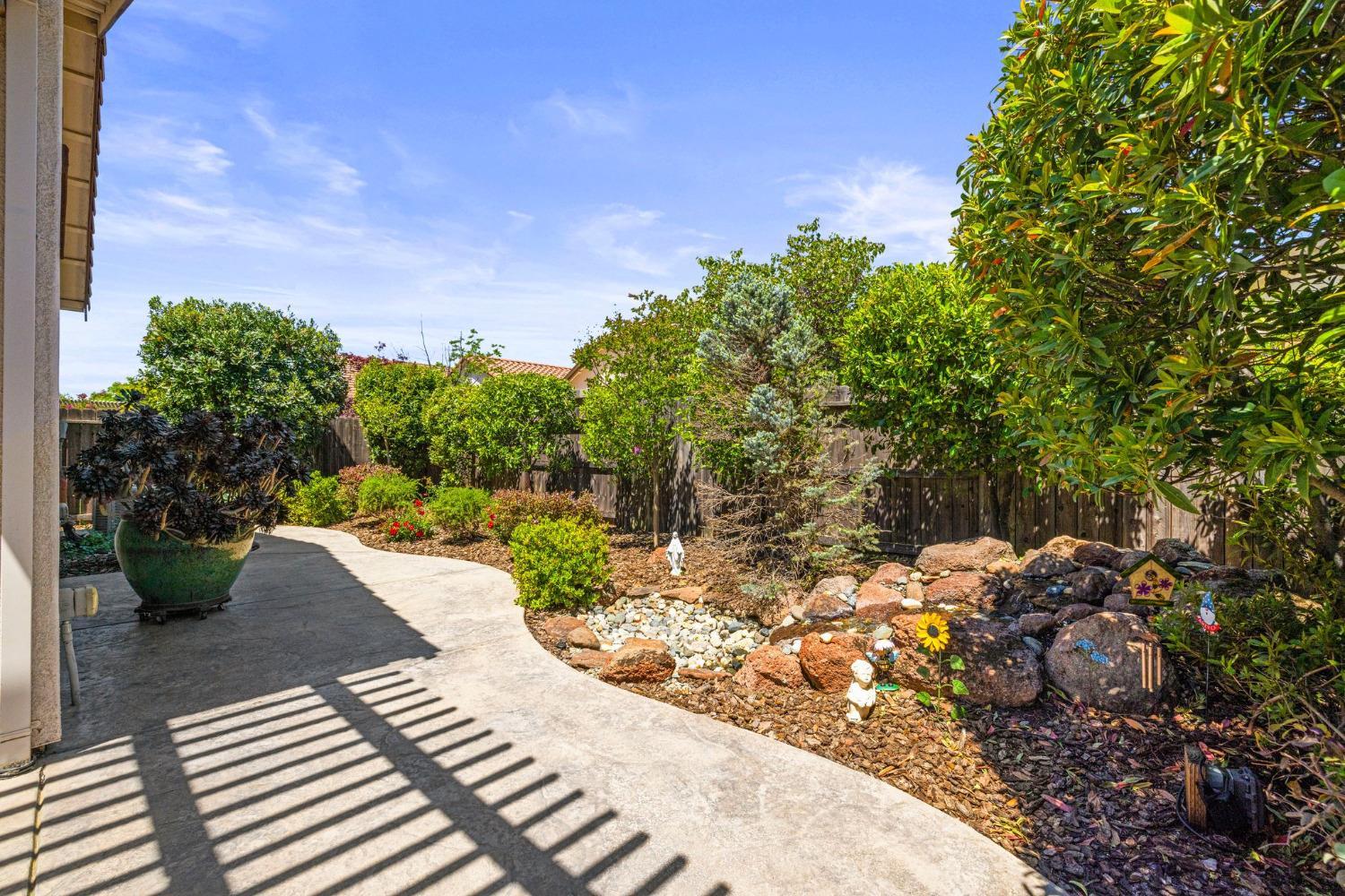 Roseville, California, 95747, United States, 3 Bedrooms Bedrooms, ,2 BathroomsBathrooms,Residential,For Sale,1924391