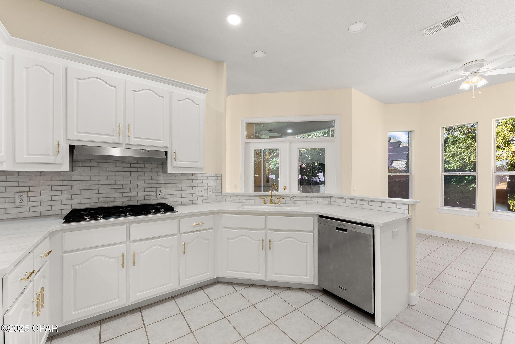 Panama City, Florida, 32408, United States, 3 Bedrooms Bedrooms, ,2 BathroomsBathrooms,Residential,For Sale,2006004