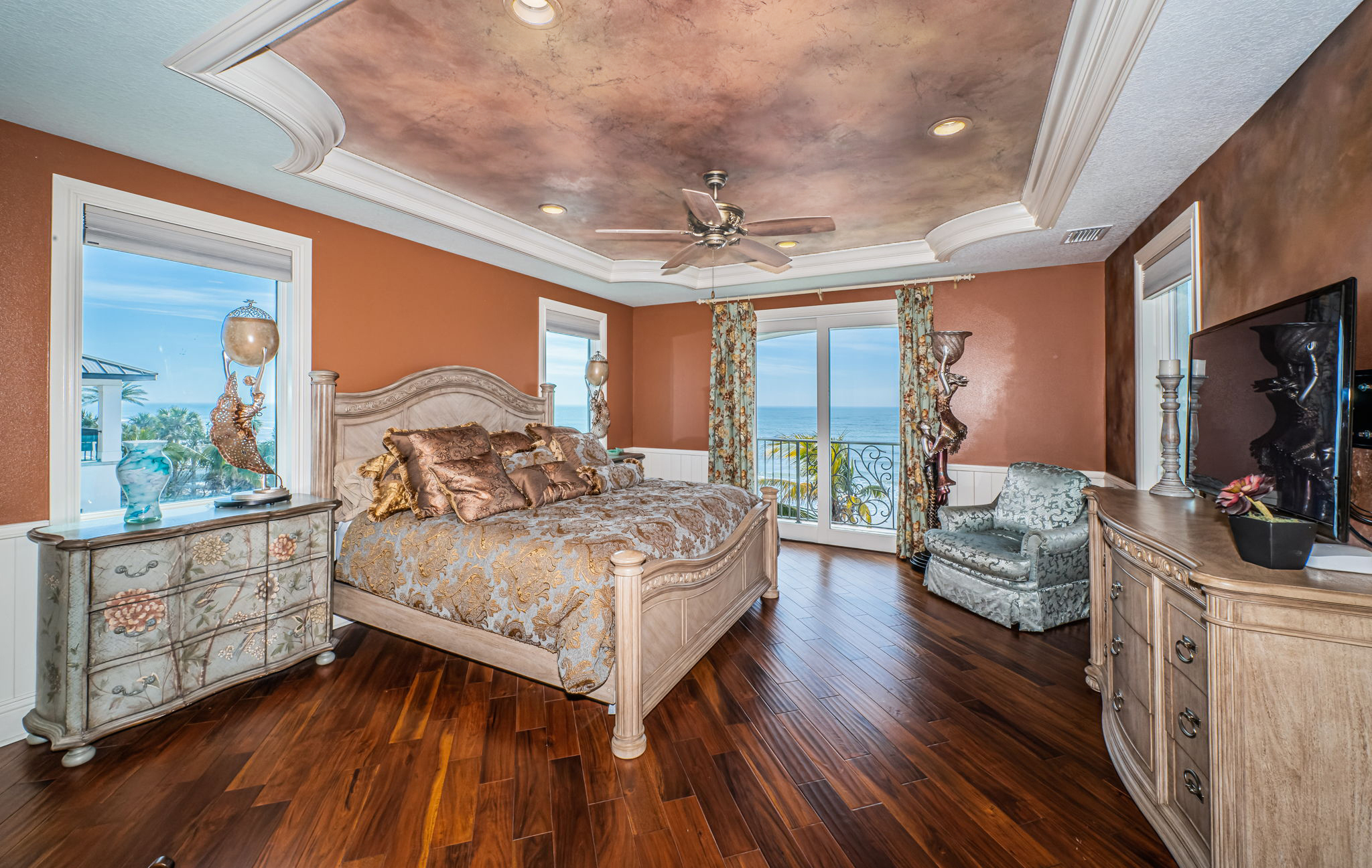 Redington Beach, Florida, 33708, United States, 5 Bedrooms Bedrooms, ,10 BathroomsBathrooms,Residential,For Sale,1697870