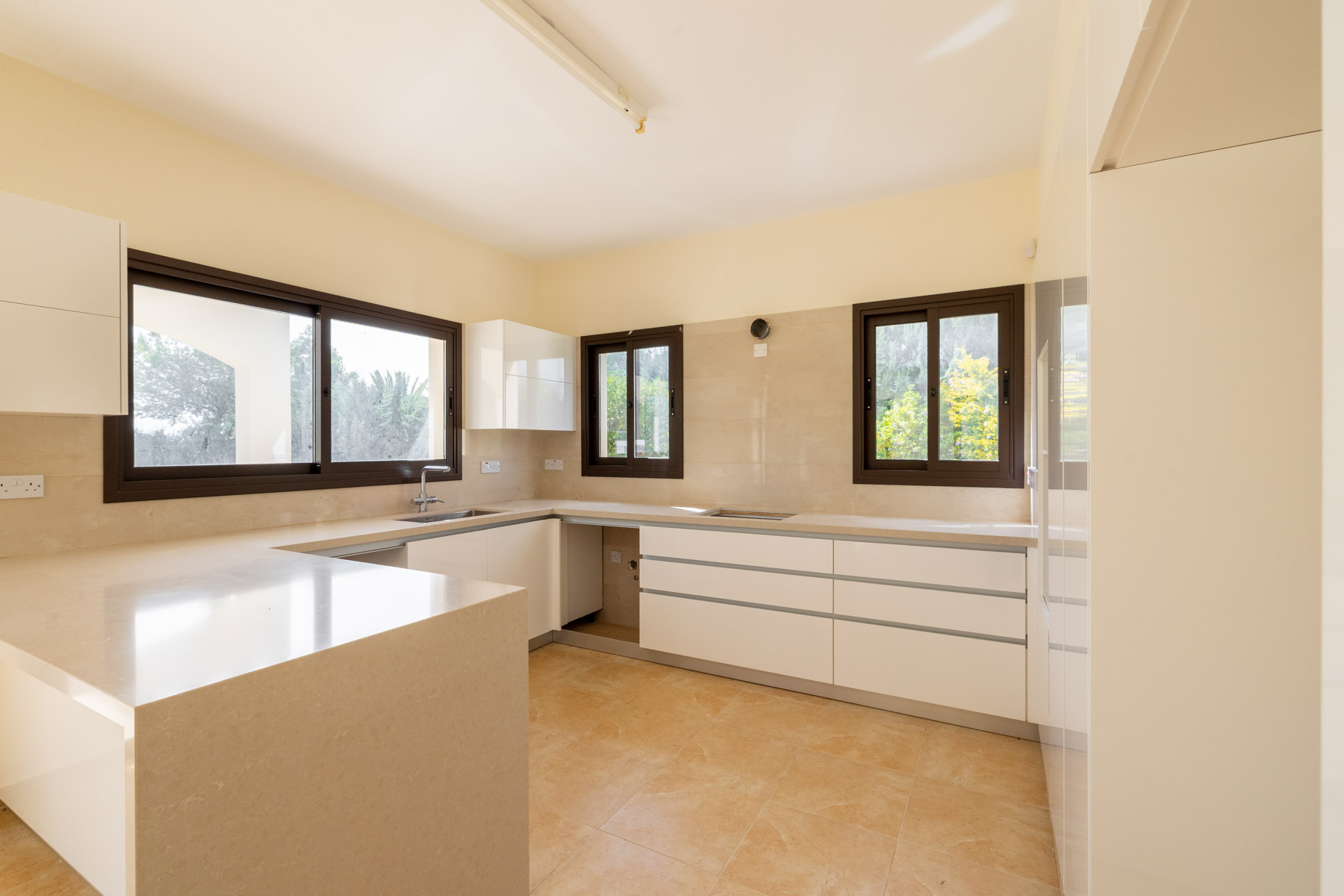  Four-Bedroom Mediterranean Style Villa in Kouklia - 物件實景