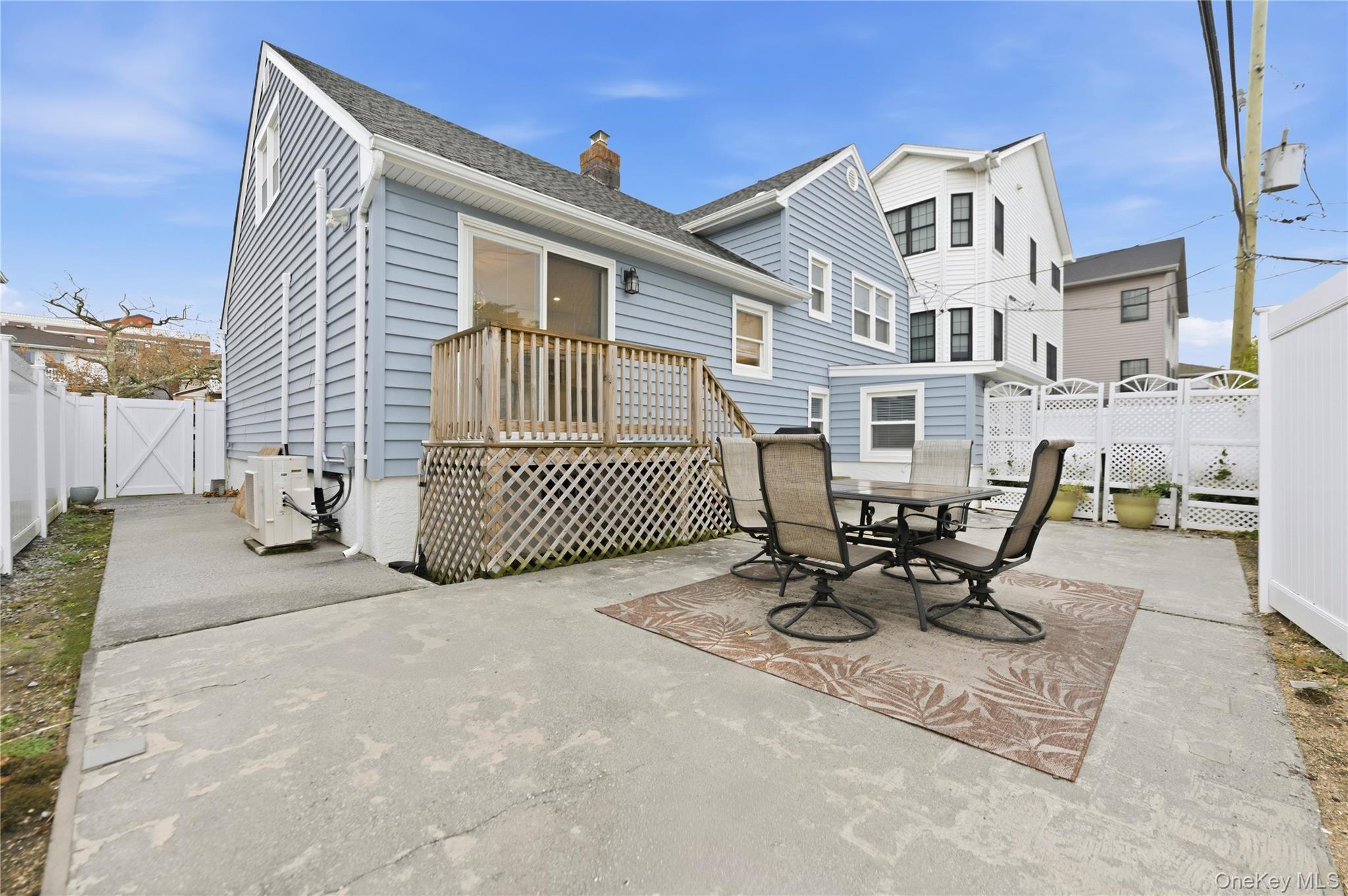 Long Beach, New York, 11561, United States, 5 Bedrooms Bedrooms, ,3 BathroomsBathrooms,Residential,For Sale,1992017