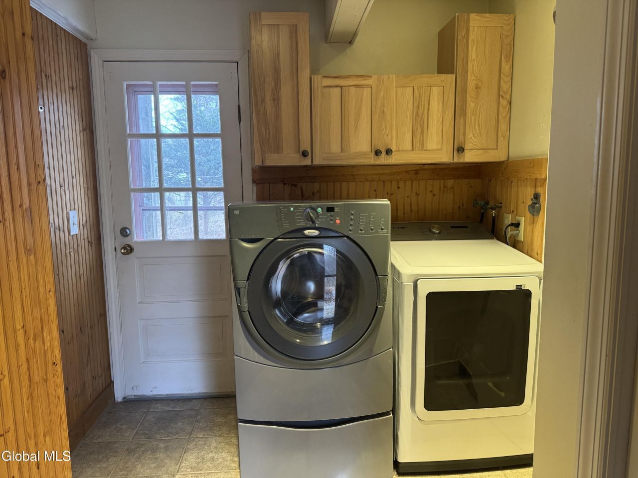 Rexford, New York, 12148, United States, 3 Bedrooms Bedrooms, ,3 BathroomsBathrooms,Residential,For Sale,2001928