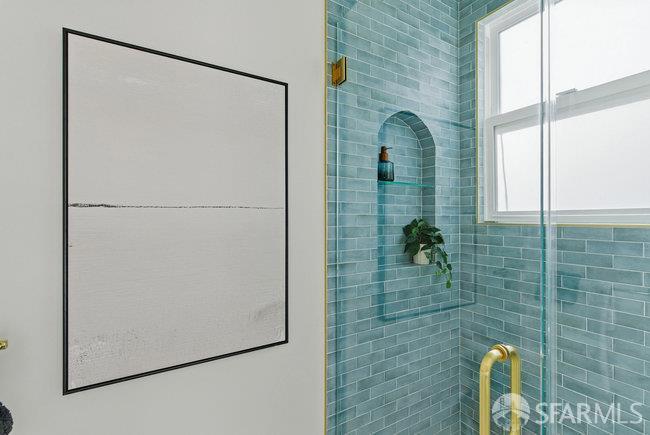 San Francisco, California, 94109, United States, 10 Bedrooms Bedrooms, ,Residential,For Sale,1986209