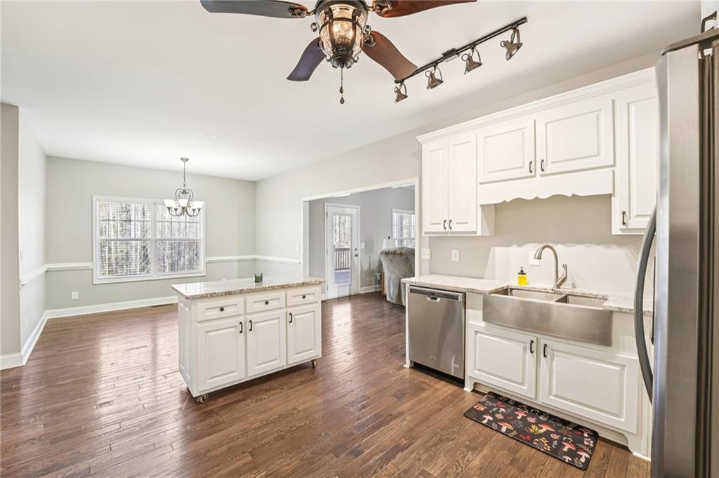 Cumming, Georgia, 30028, United States, 4 Bedrooms Bedrooms, ,3 BathroomsBathrooms,Residential,For Sale,2028381