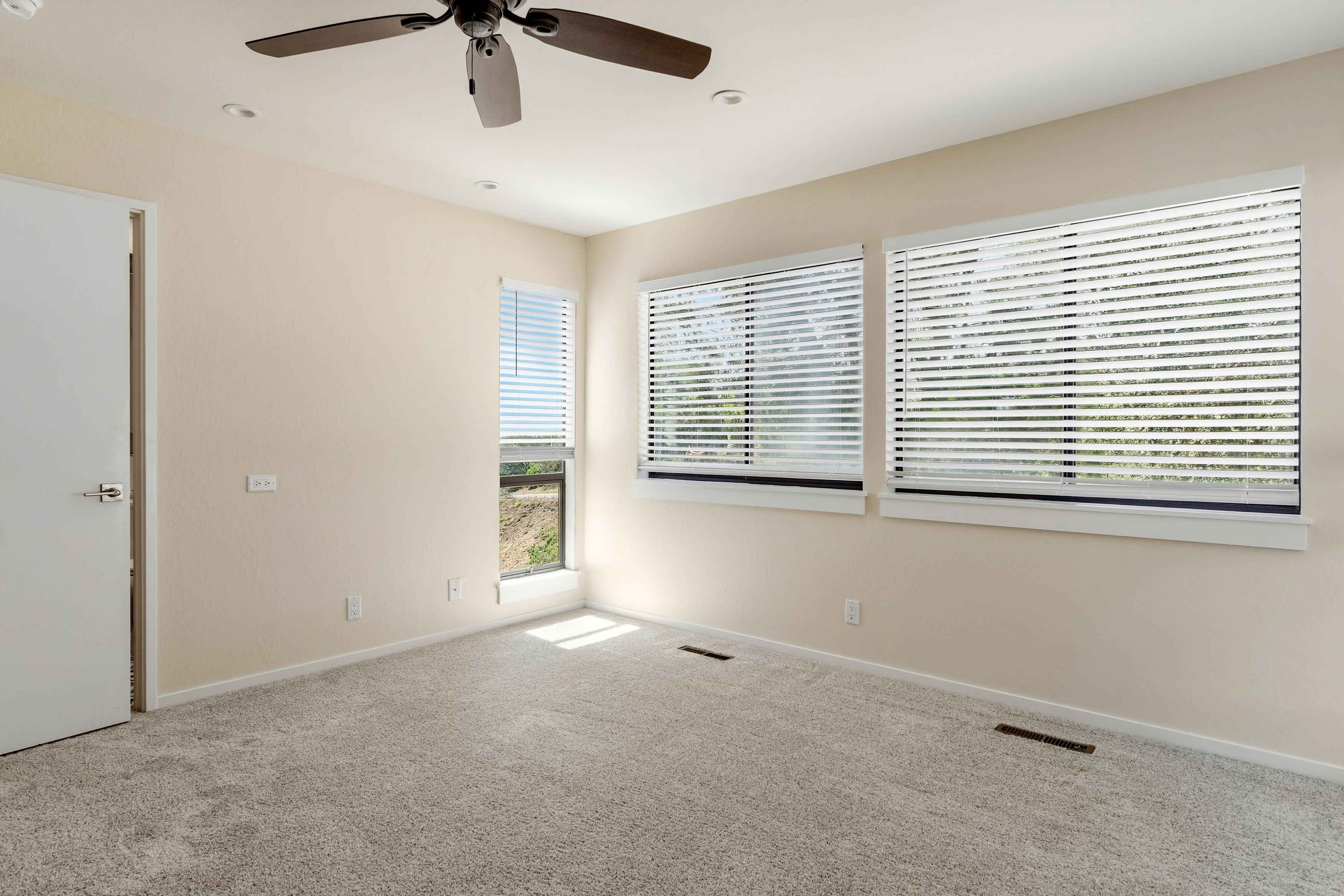 3599 Eastfield Court - 物件實景
