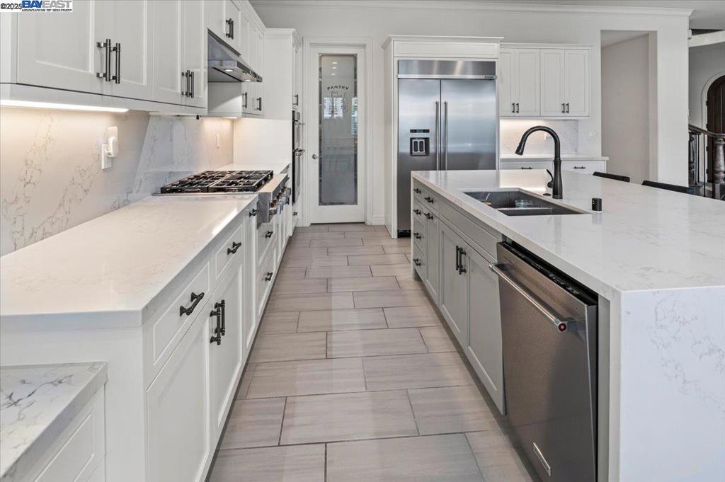 San Ramon, California, 94582, United States, 4 Bedrooms Bedrooms, ,4 BathroomsBathrooms,Residential,For Sale,1905667