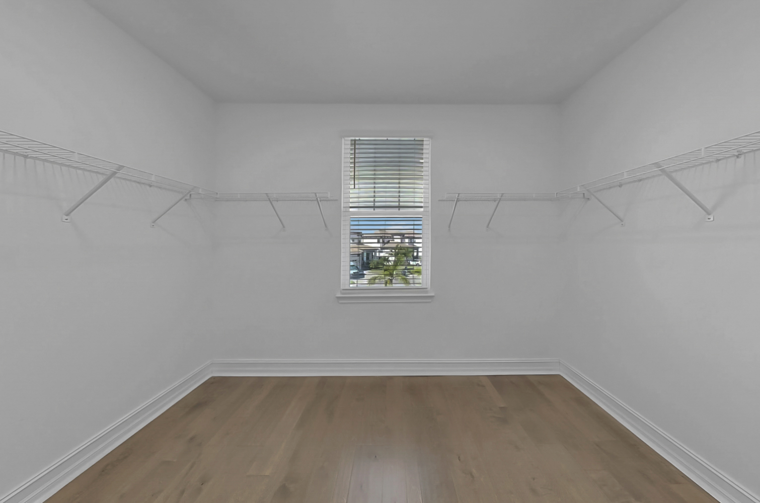 Ruskin, Florida, 33570, United States, 3 Bedrooms Bedrooms, ,3 BathroomsBathrooms,Residential,For Sale,1974253