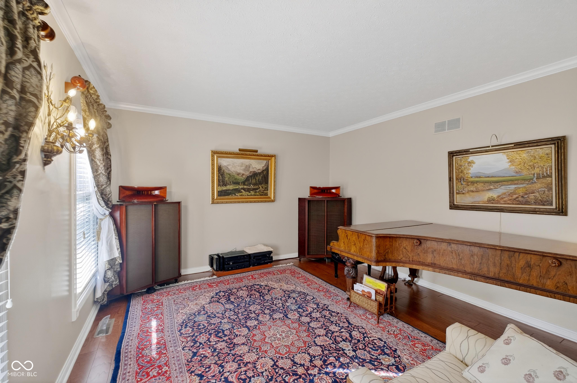 Indianapolis, Indiana, 46236, United States, 6 Bedrooms Bedrooms, ,5 BathroomsBathrooms,Residential,For Sale,1988548