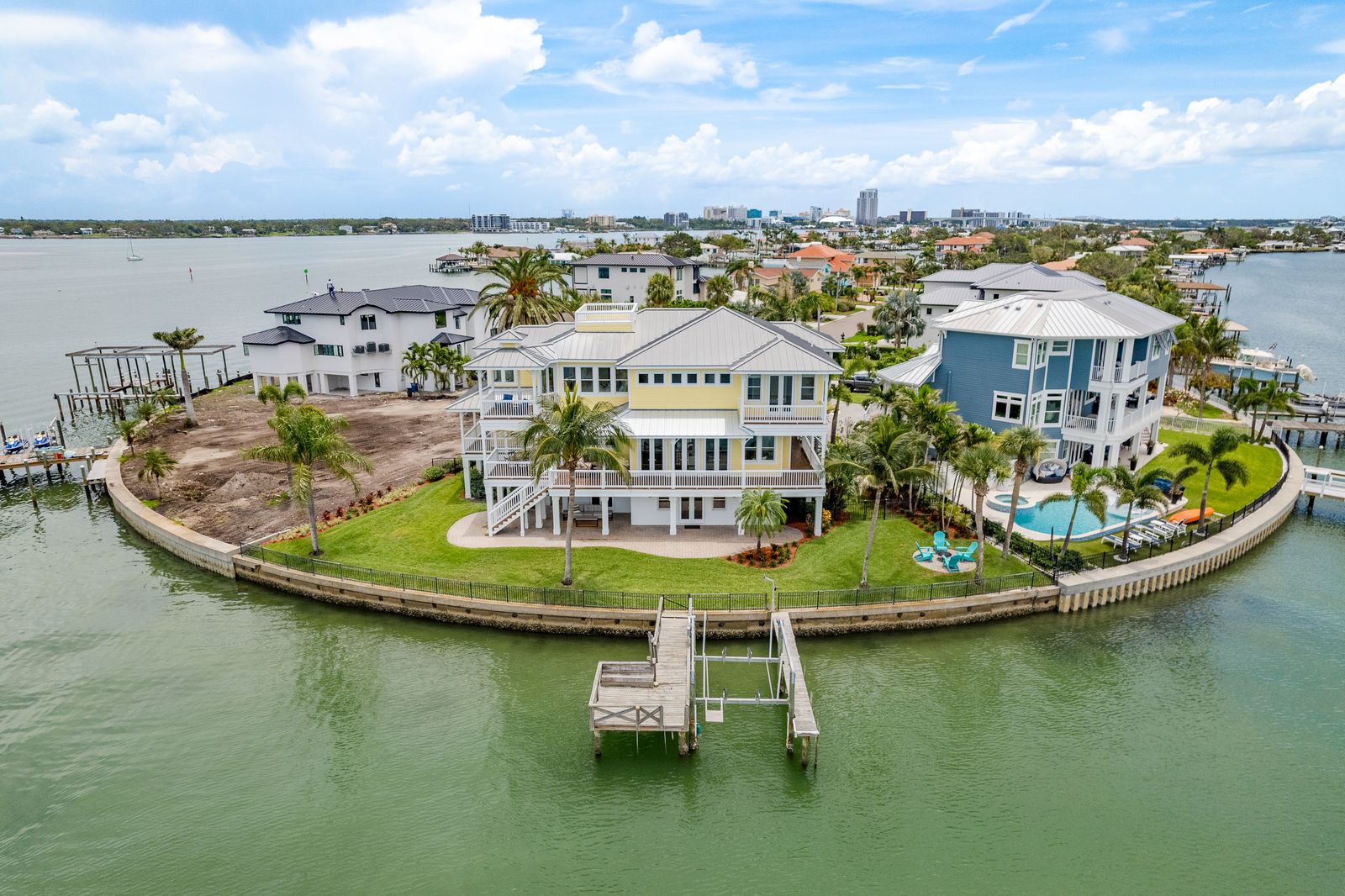 Clearwater, Florida, 33767, United States, 5 Bedrooms Bedrooms, ,5 BathroomsBathrooms,Residential,For Sale,1984474