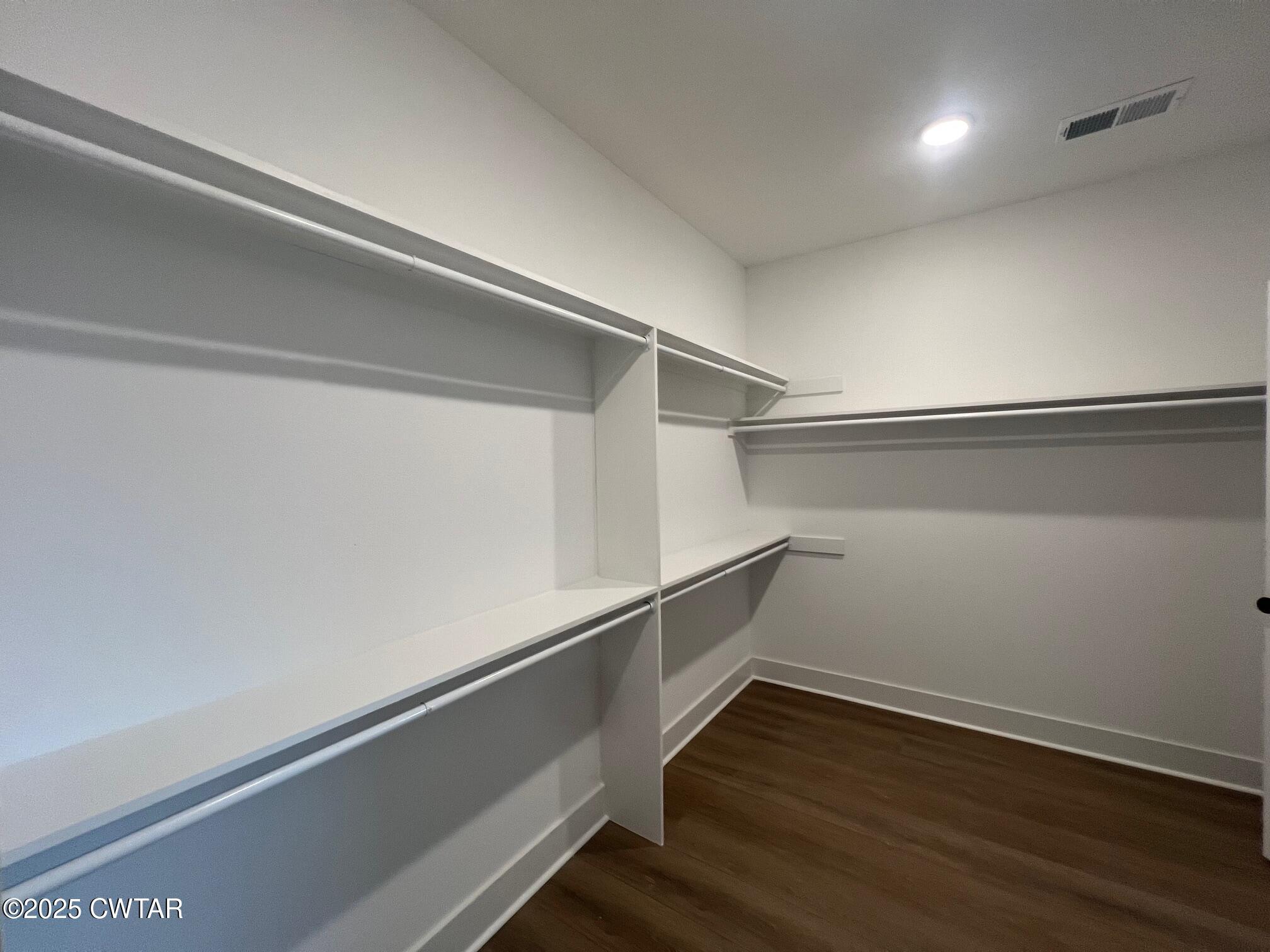 Jackson, Tennessee, 38305, United States, 4 Bedrooms Bedrooms, ,3 BathroomsBathrooms,Residential,For Sale,1754402