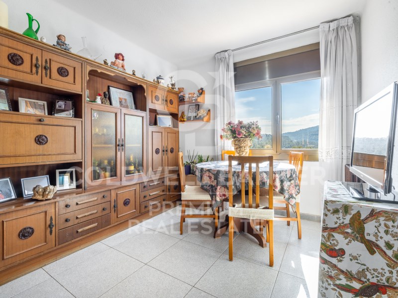 Sant Cugat del Vallès, Catalonia, ES, 5 Bedrooms Bedrooms, ,2 BathroomsBathrooms,Residential,For Sale,1759701