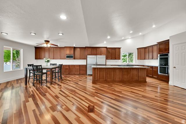Syracuse, Utah, 84075, United States, 4 Bedrooms Bedrooms, ,3 BathroomsBathrooms,Residential,For Sale,2048883