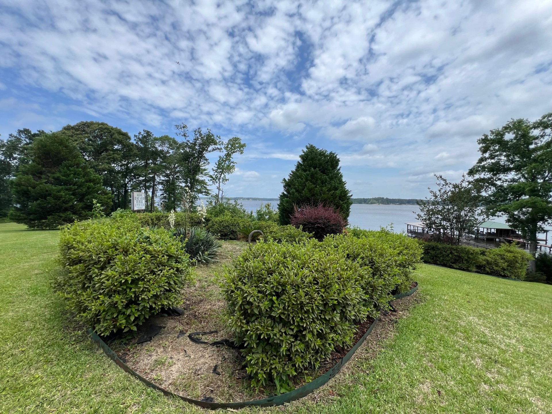 Many, Louisiana, 71449, United States, 4 Bedrooms Bedrooms, ,4 BathroomsBathrooms,Residential,For Sale,1836155