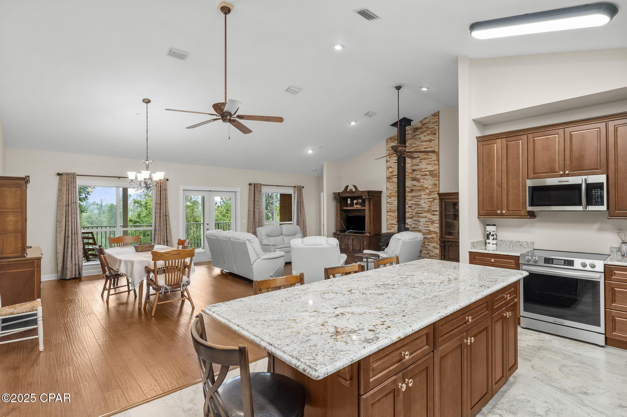 Youngstown, Florida, 32466, United States, 6 Bedrooms Bedrooms, ,6 BathroomsBathrooms,Residential,For Sale,1983496