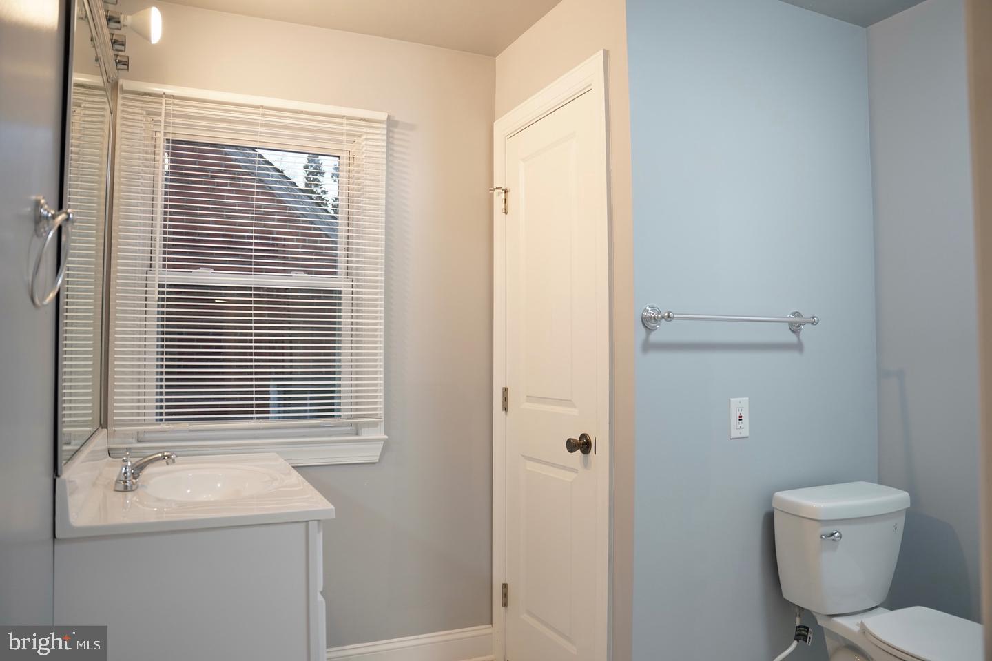2112 Branch Avenue SE, Washington, District of Columbia, 20020, United States, 5 Bedrooms Bedrooms, ,4 BathroomsBathrooms,Residential,For Sale,2112 Branch Avenue SE,1628010