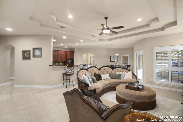 San Antonio, Texas, 78253, United States, 4 Bedrooms Bedrooms, ,4 BathroomsBathrooms,Residential,For Sale,1973097