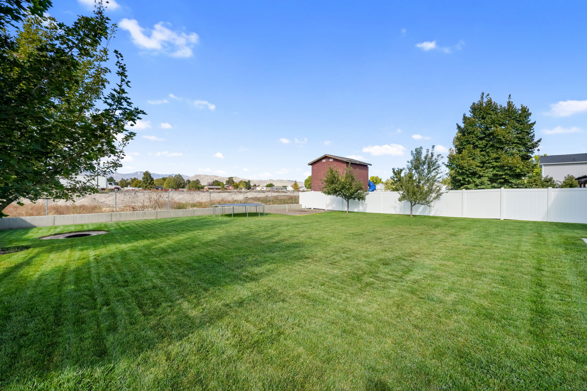 Lehi, Utah, 84043, United States, 4 Bedrooms Bedrooms, ,3 BathroomsBathrooms,Residential,For Sale,1973870