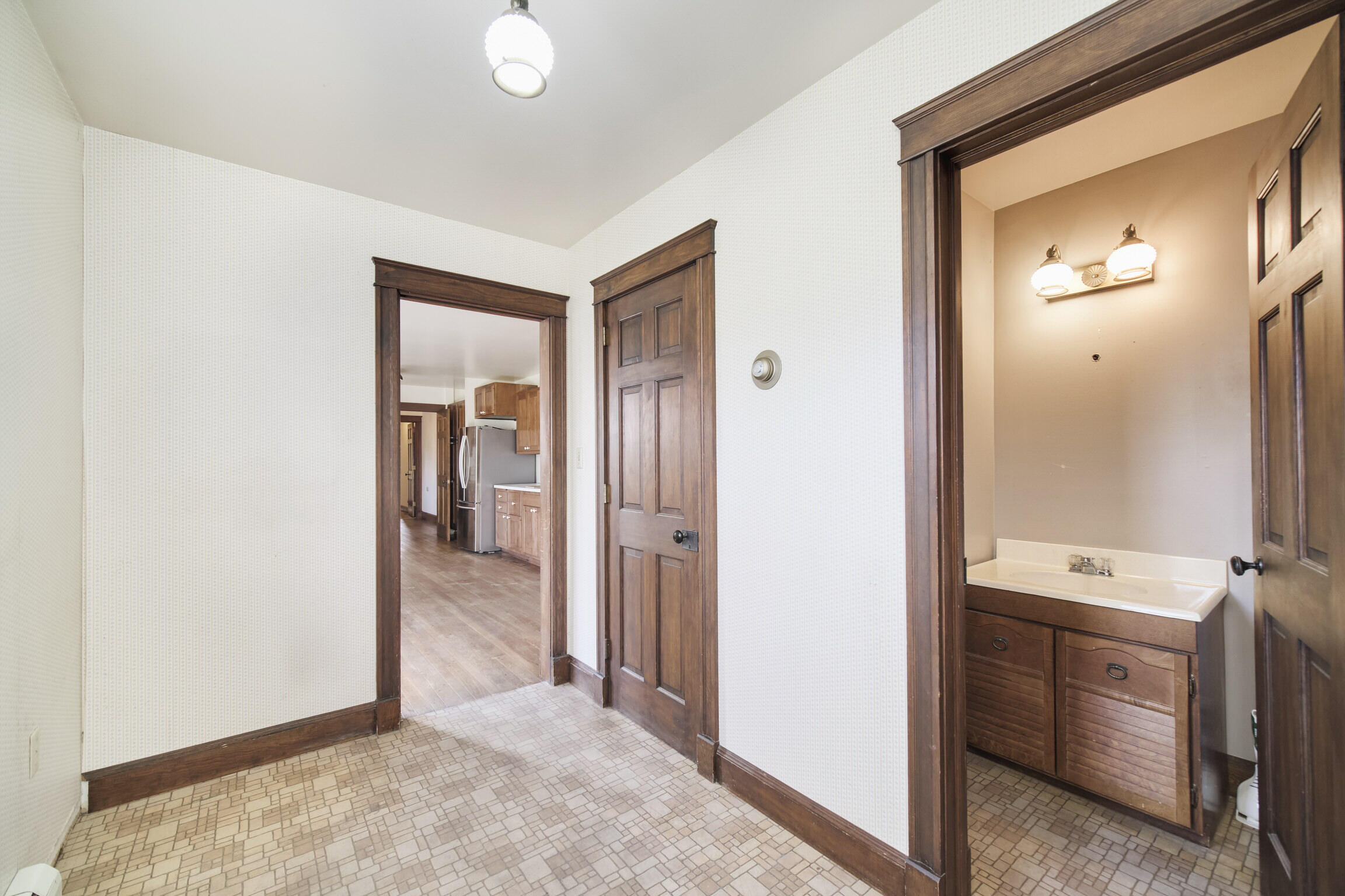 Manistee, Michigan, 49660, United States, 4 Bedrooms Bedrooms, ,3 BathroomsBathrooms,Residential,For Sale,1975705