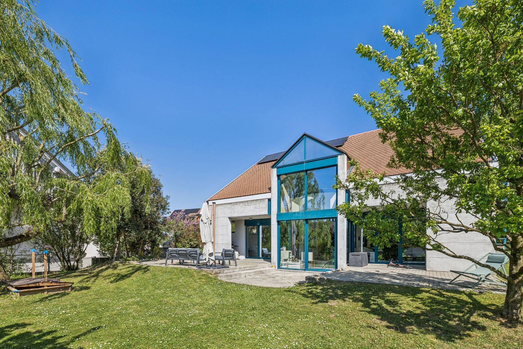  Magnificent detached villa with spacious rooms - 物件實景