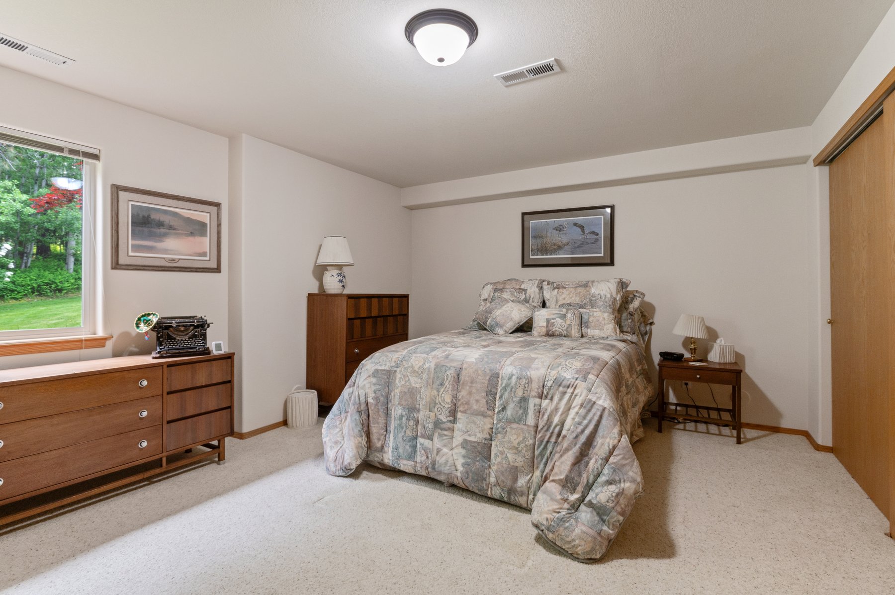 Sandpoint, Idaho, 83864, United States, 4 Bedrooms Bedrooms, ,4 BathroomsBathrooms,Residential,For Sale,1834691
